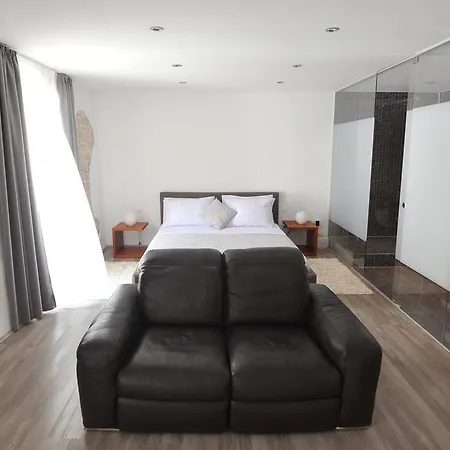 Vendégház People'S Square Room Zára